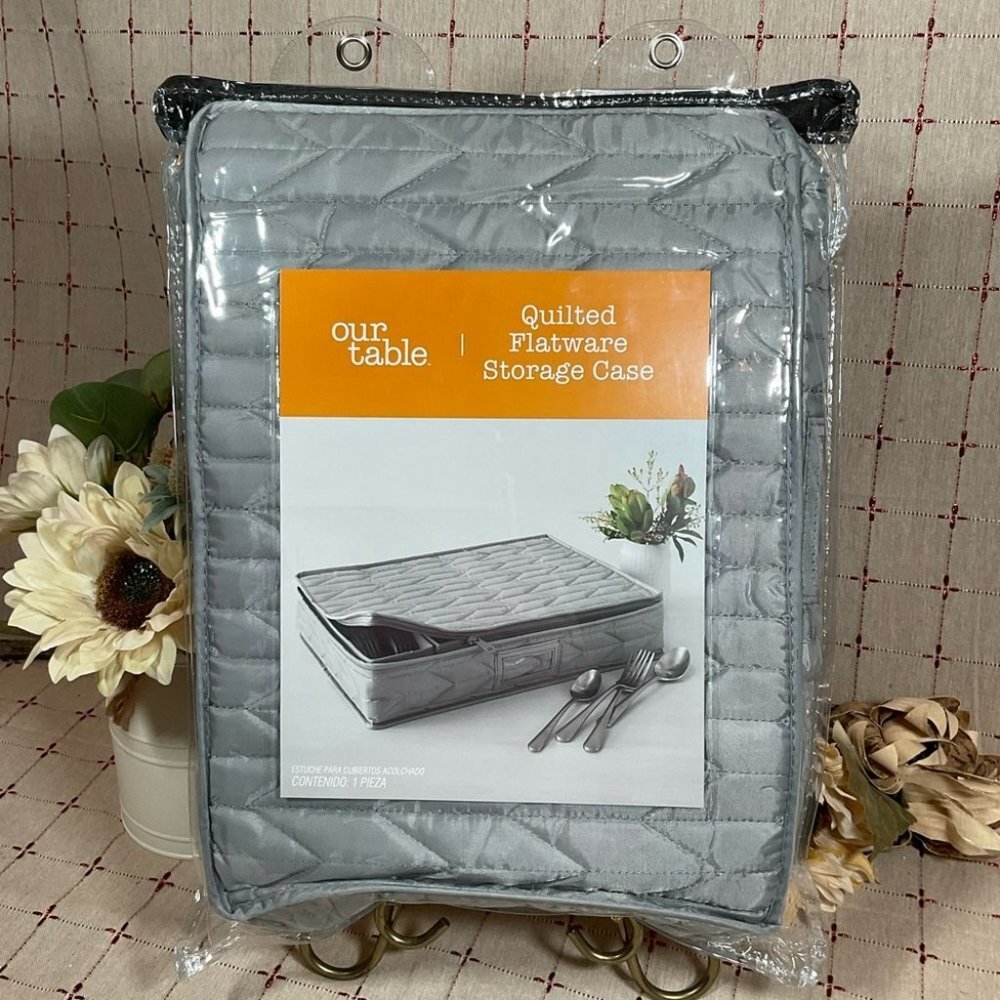 Our Table Quilted Padded Flatware Storage Case 5 Trays BBB Exclusive New